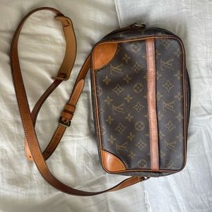 Authentic Louis Vuitton Vintage Trocadero Crossbody